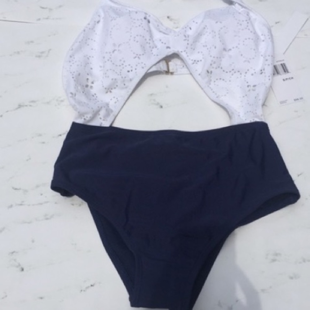 One piece swimsuit